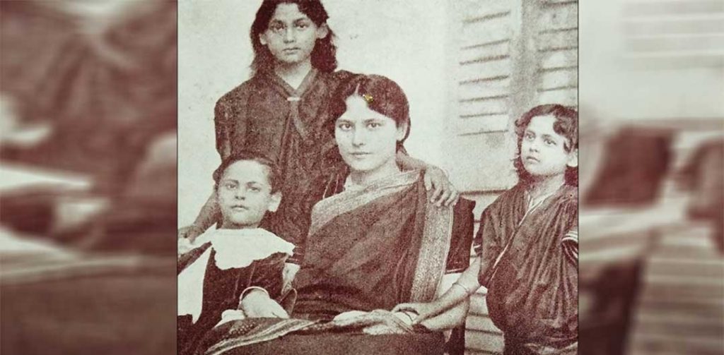 Chine Rani Rani রেনুকা বা রানিঃ রবীন্দ্রনাথ ঠাকুরের অভিমানি কন্যা - কিউরিসিটি কর্ণার