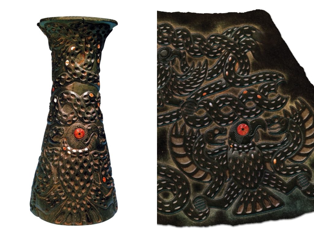 Eagle Snake Vase 1024x768, Stay Curioussis